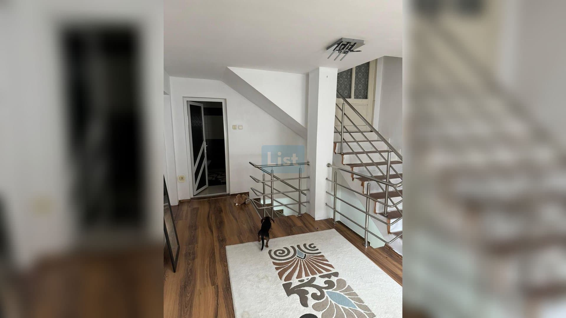 🏡 Casă spațioasă de vânzare - 210.000 € — 13