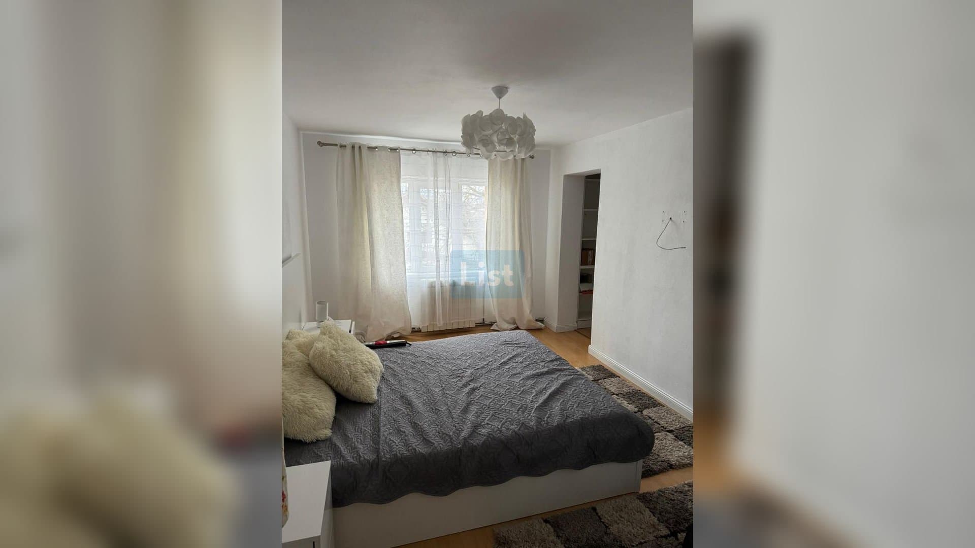 🏡 Casă spațioasă de vânzare - 210.000 € — 3