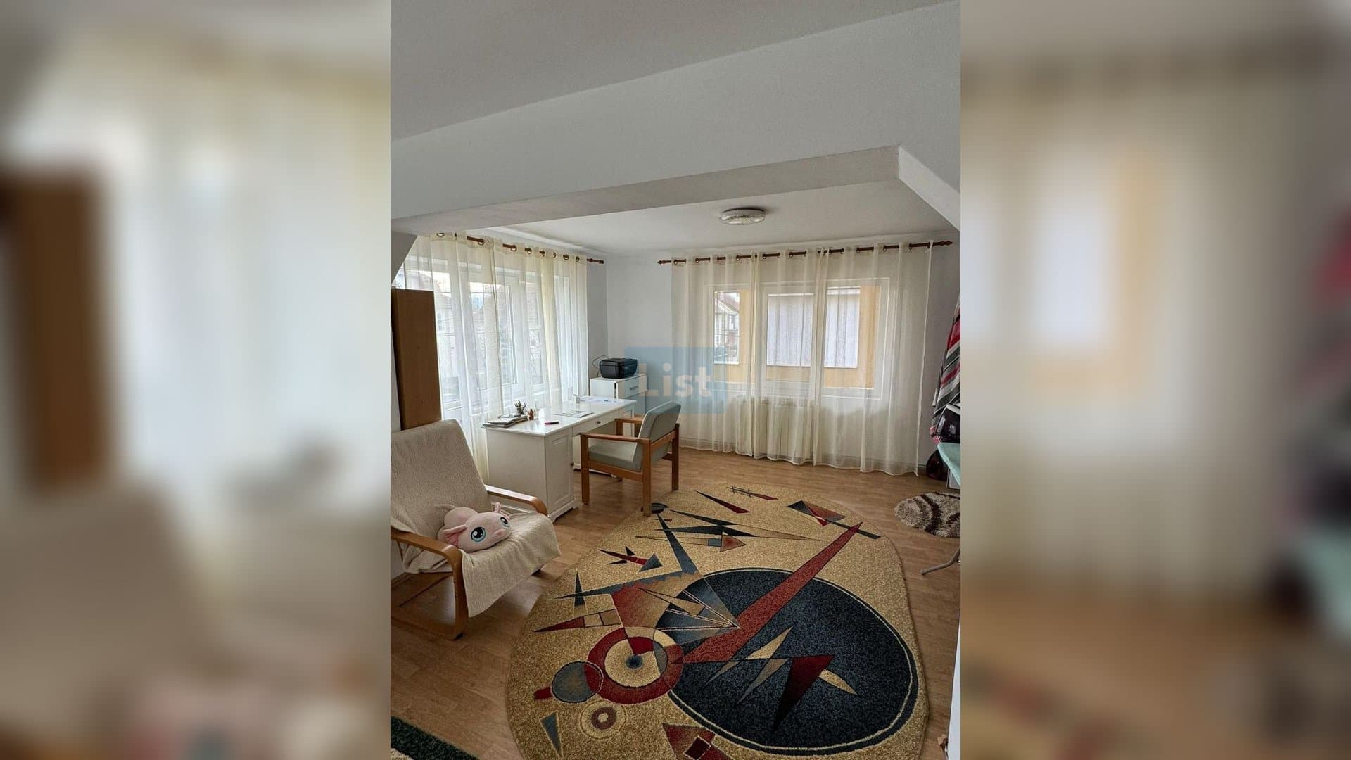 🏡 Casă spațioasă de vânzare - 210.000 € — 10