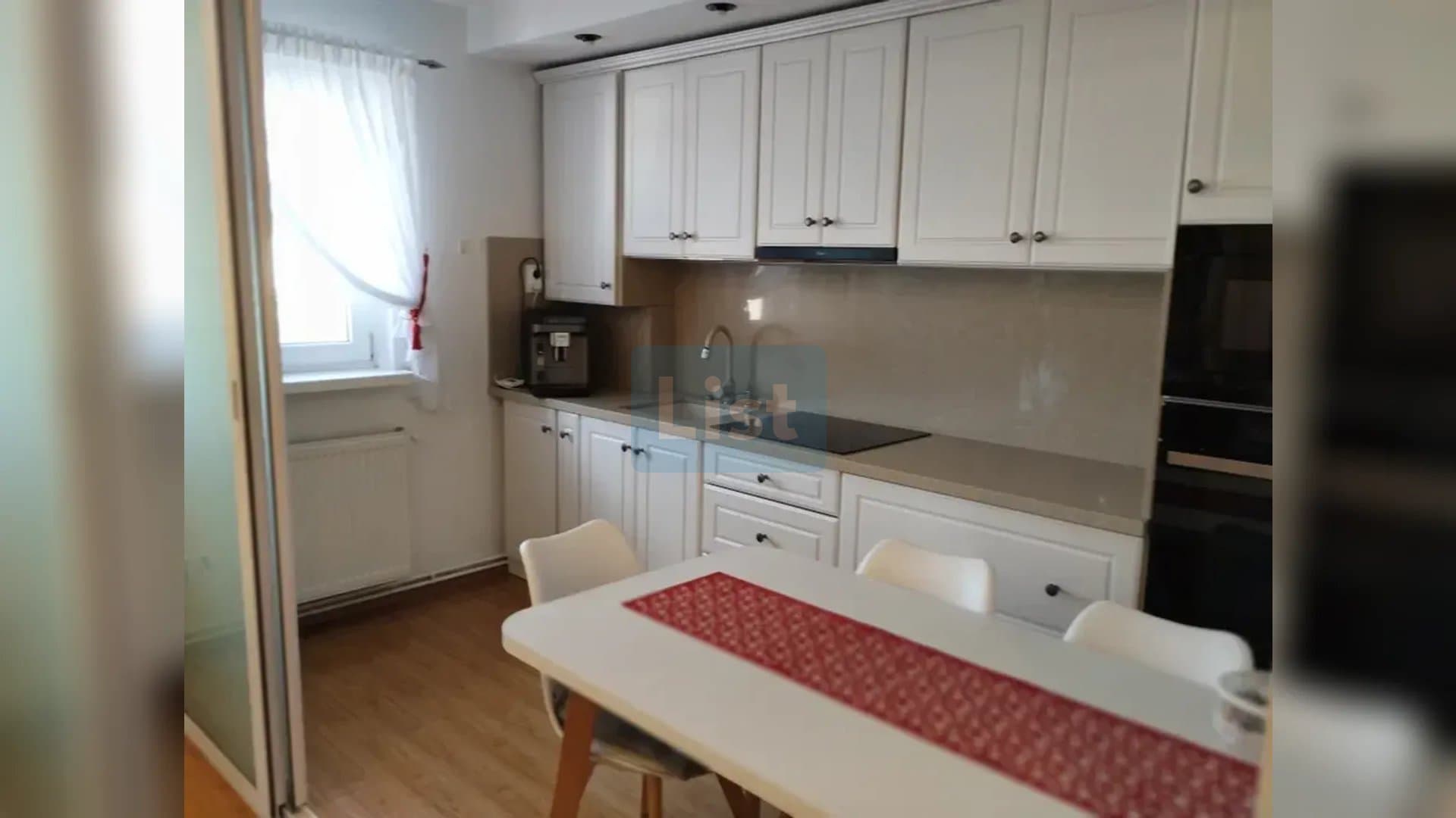 Apartament spațios, modern, cu pod propriu și 2 locuri de parcare — 2