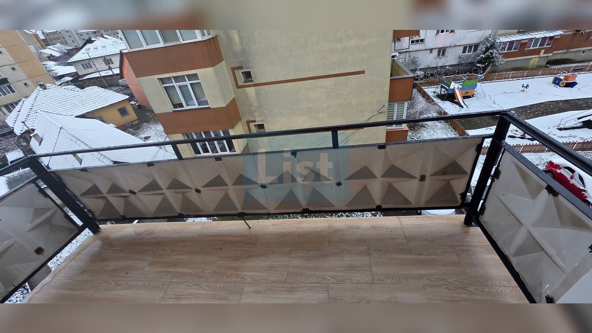 Apartament 2 camere decomandat, etaj 3, mobilat și utilat – Garoafei — 10