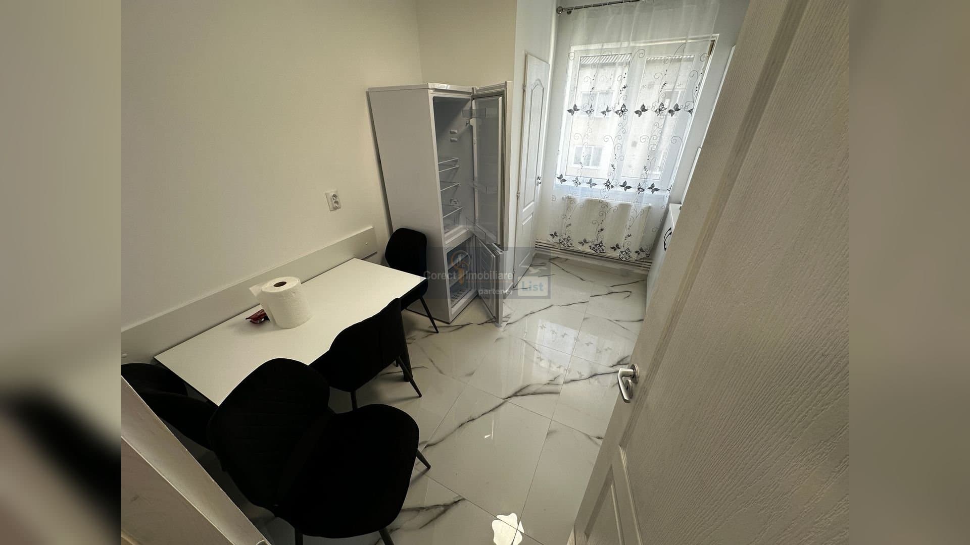 Apartament 2 camere decomandat | Zona Lama | 56 mp | 350 €/lună | — 5