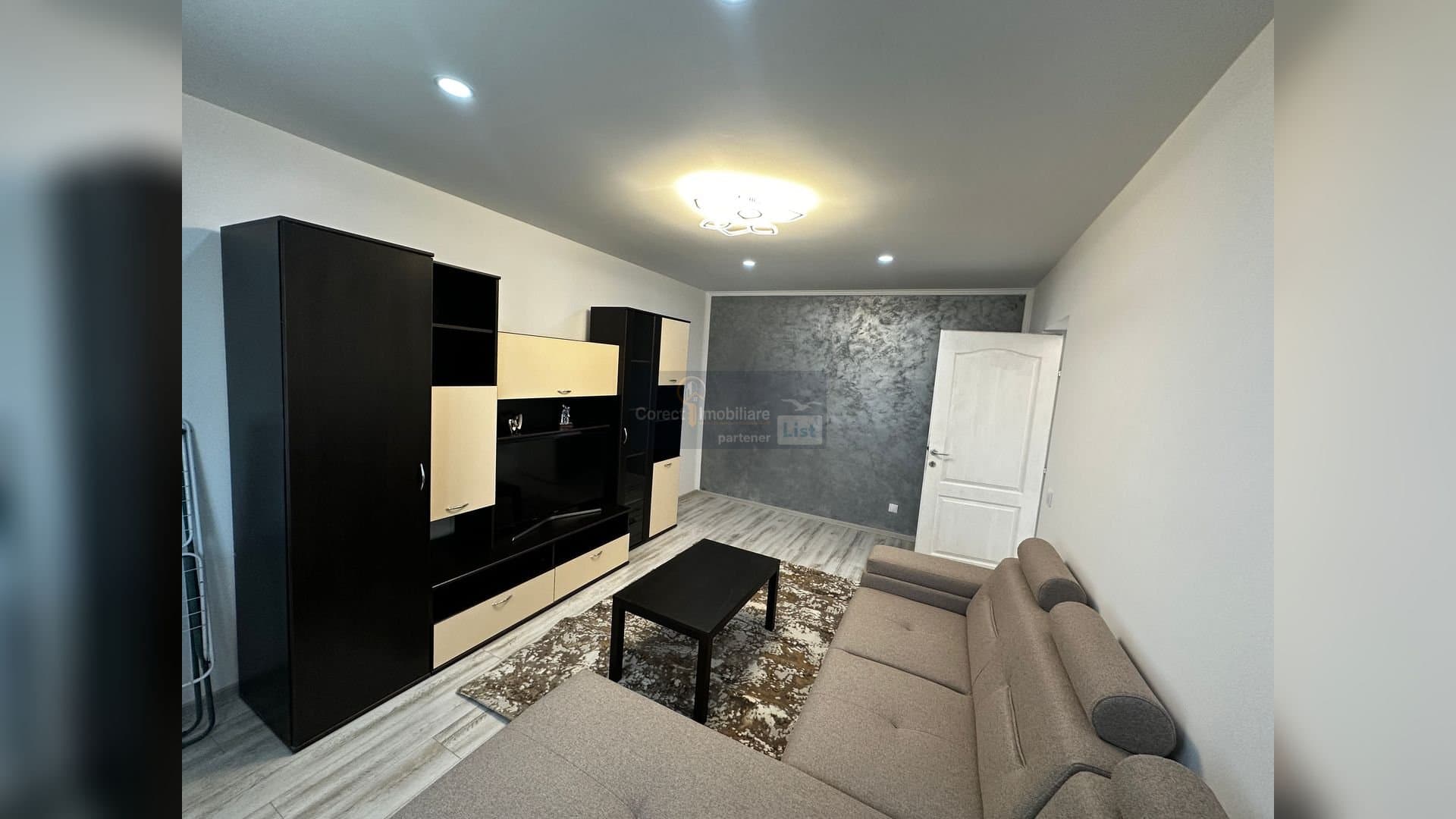 Apartament 2 camere decomandat | Zona Lama | 56 mp | 350 €/lună | — 8