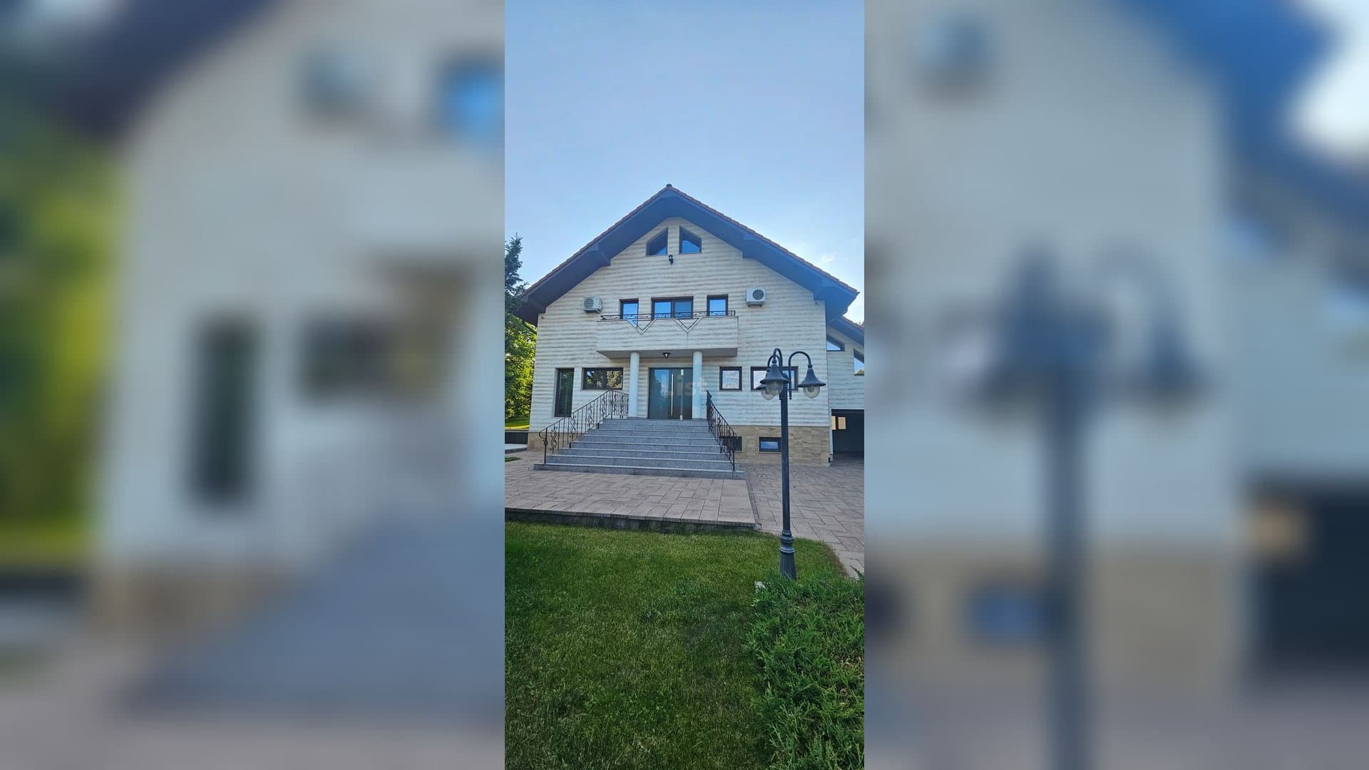 Casă premium D+P+E cu anexe si teren generos — 30