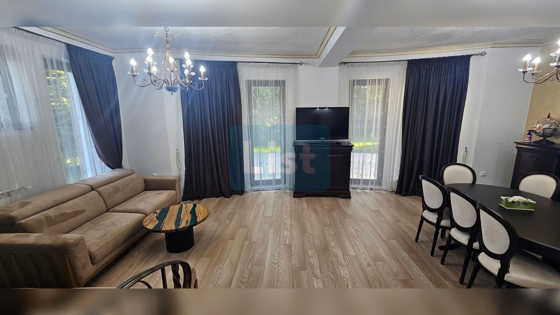 Casă premium D+P+E cu anexe si teren generos — 7