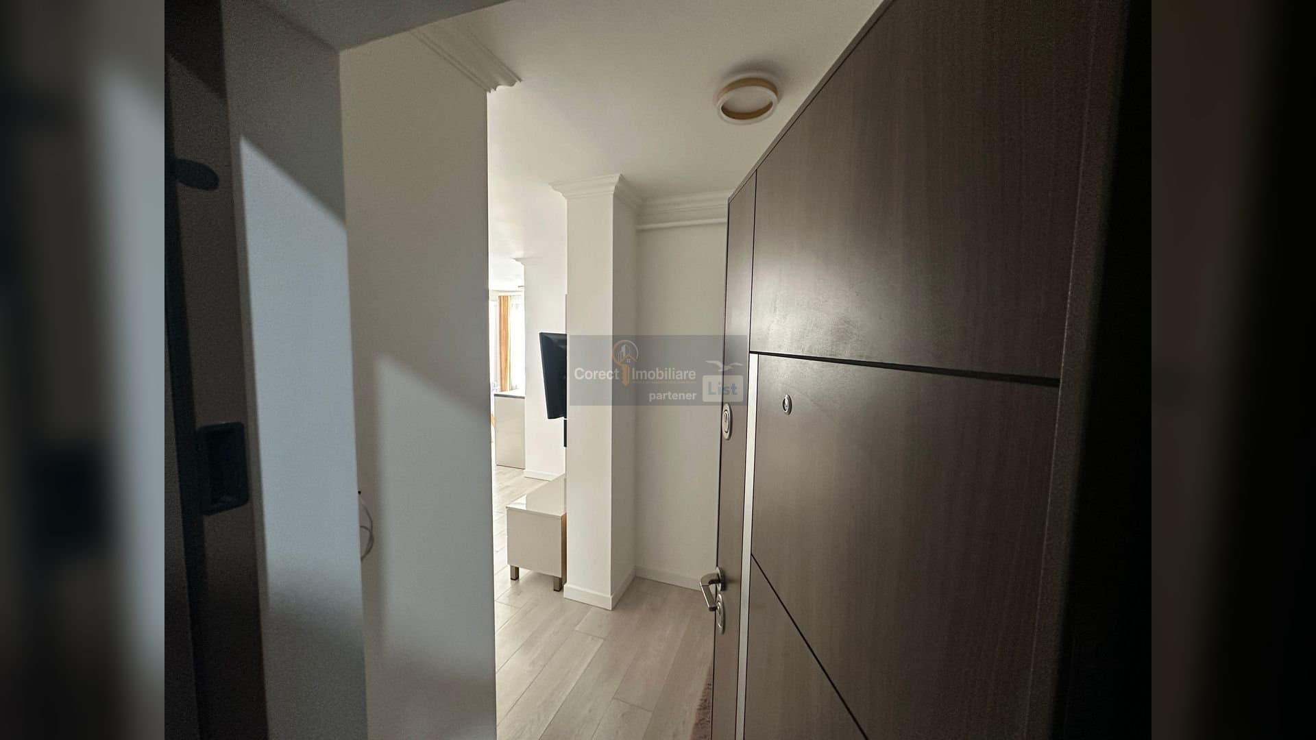 Apartament 2 camere de închiriat | Lucian Blaga | 400 euro | 45 mp | — 12