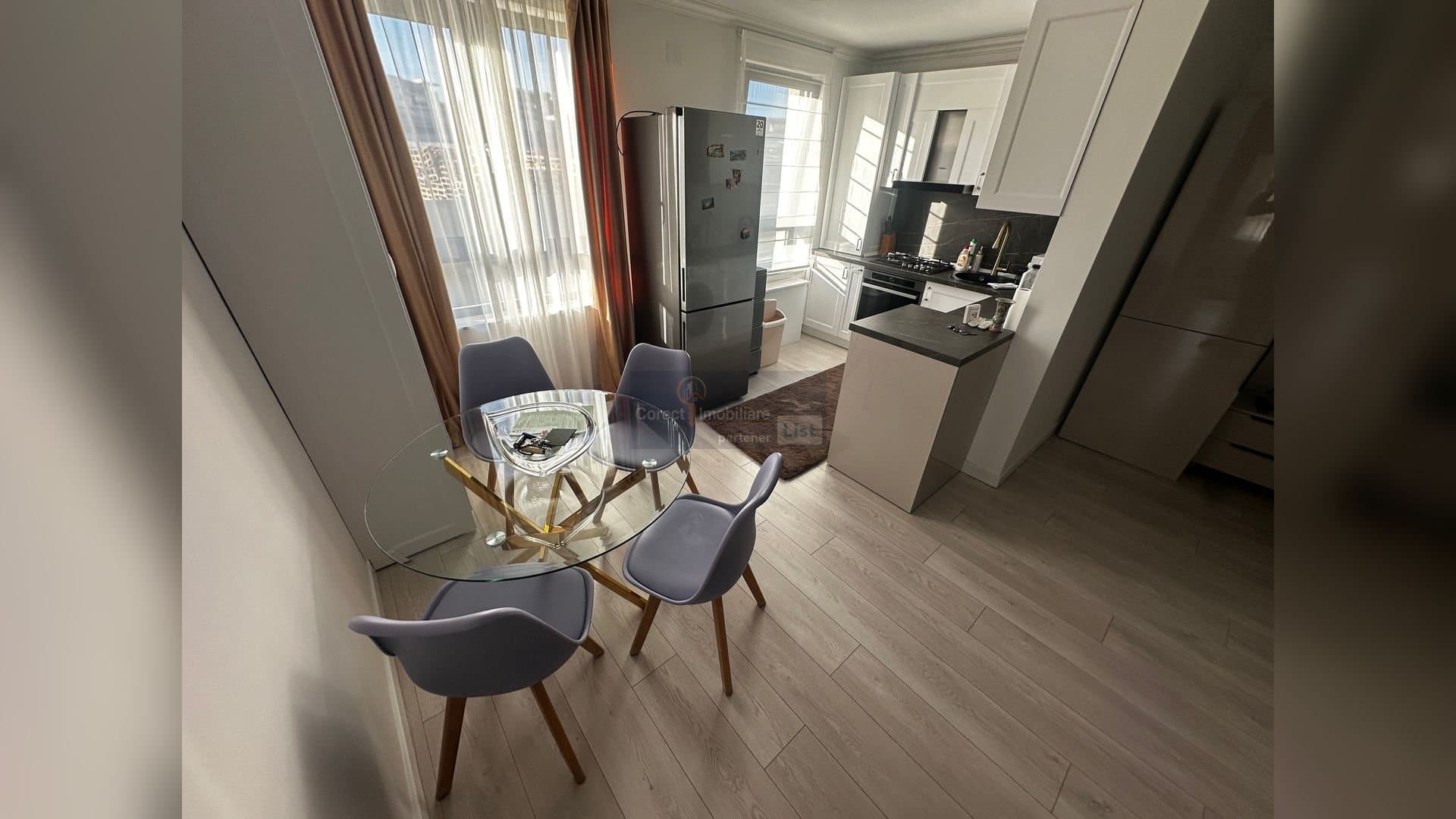 Apartament 2 camere de închiriat | Lucian Blaga | 400 euro | 45 mp | — 8