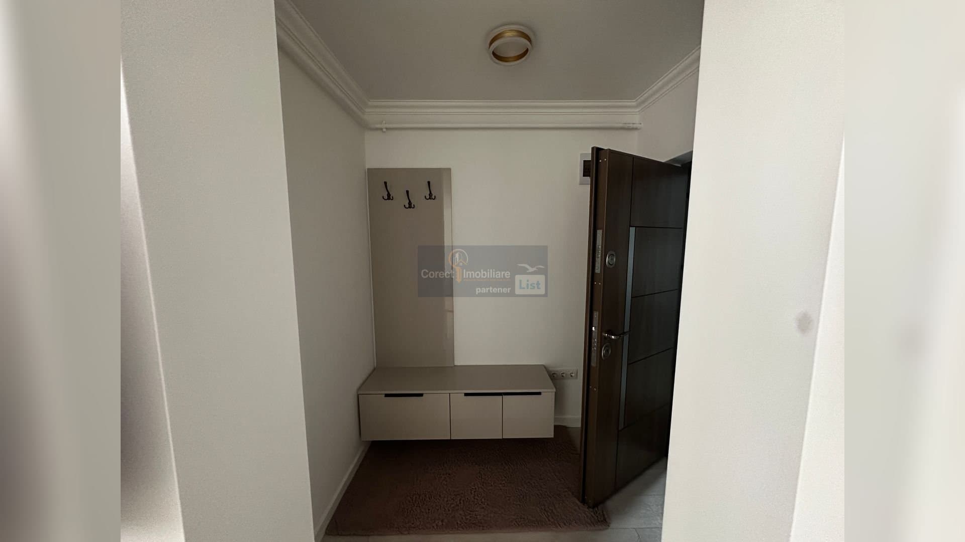 Apartament 2 camere de închiriat | Lucian Blaga | 400 euro | 45 mp | — 11