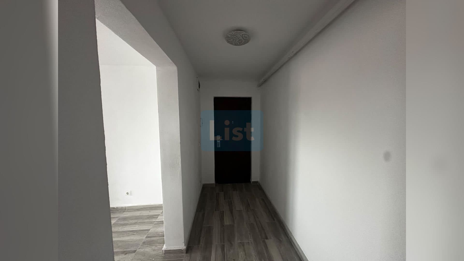 Apartament decomandat 2 camere | 41 mp utili | Strada Zefirului — 9